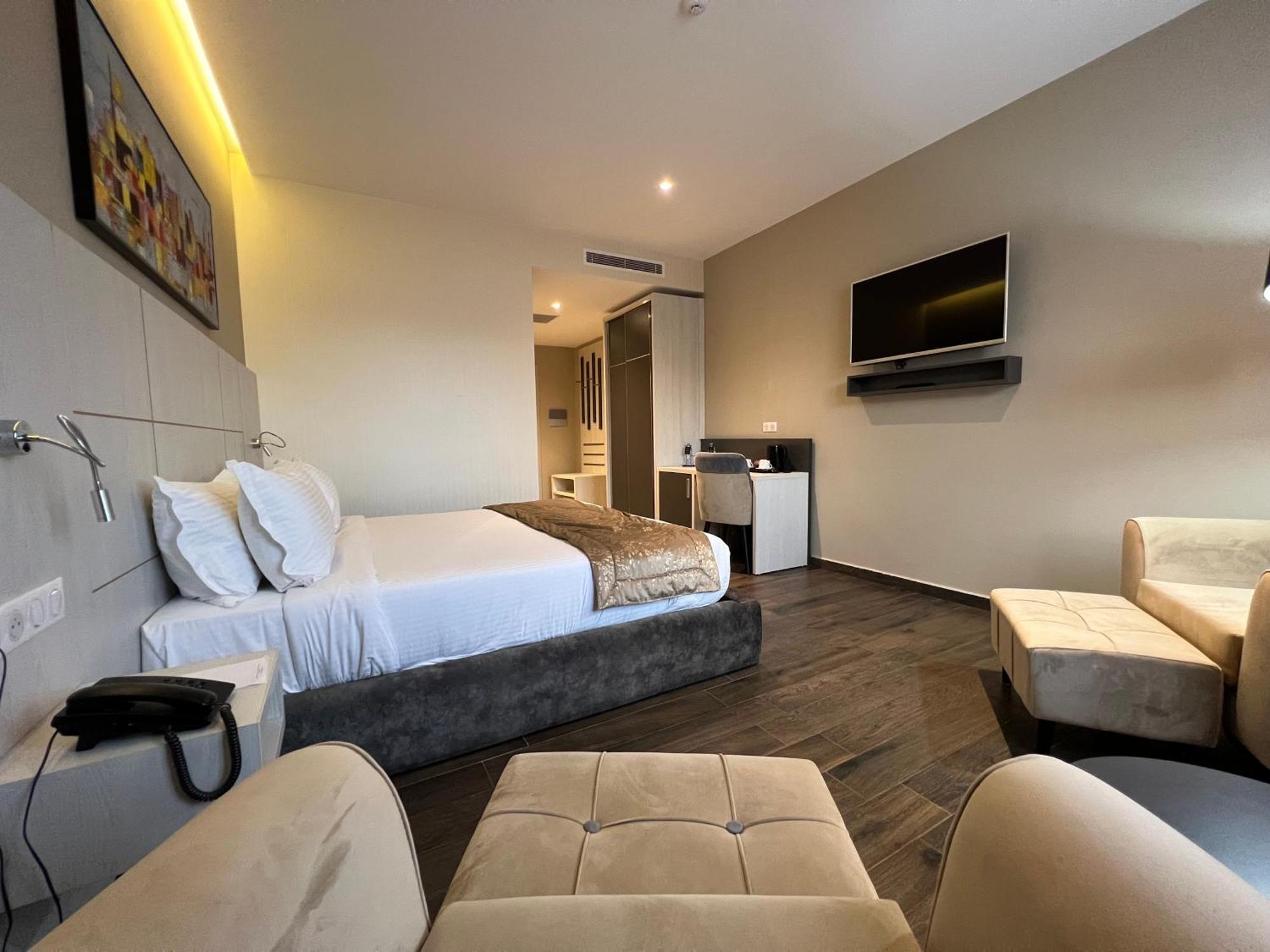 Hotel Ben Aouda & Spa Tipaza Екстер'єр фото