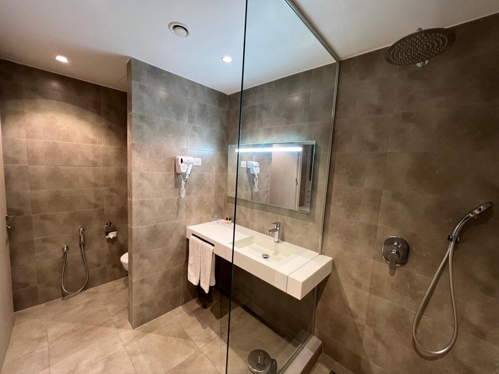 Hotel Ben Aouda & Spa Tipaza Екстер'єр фото