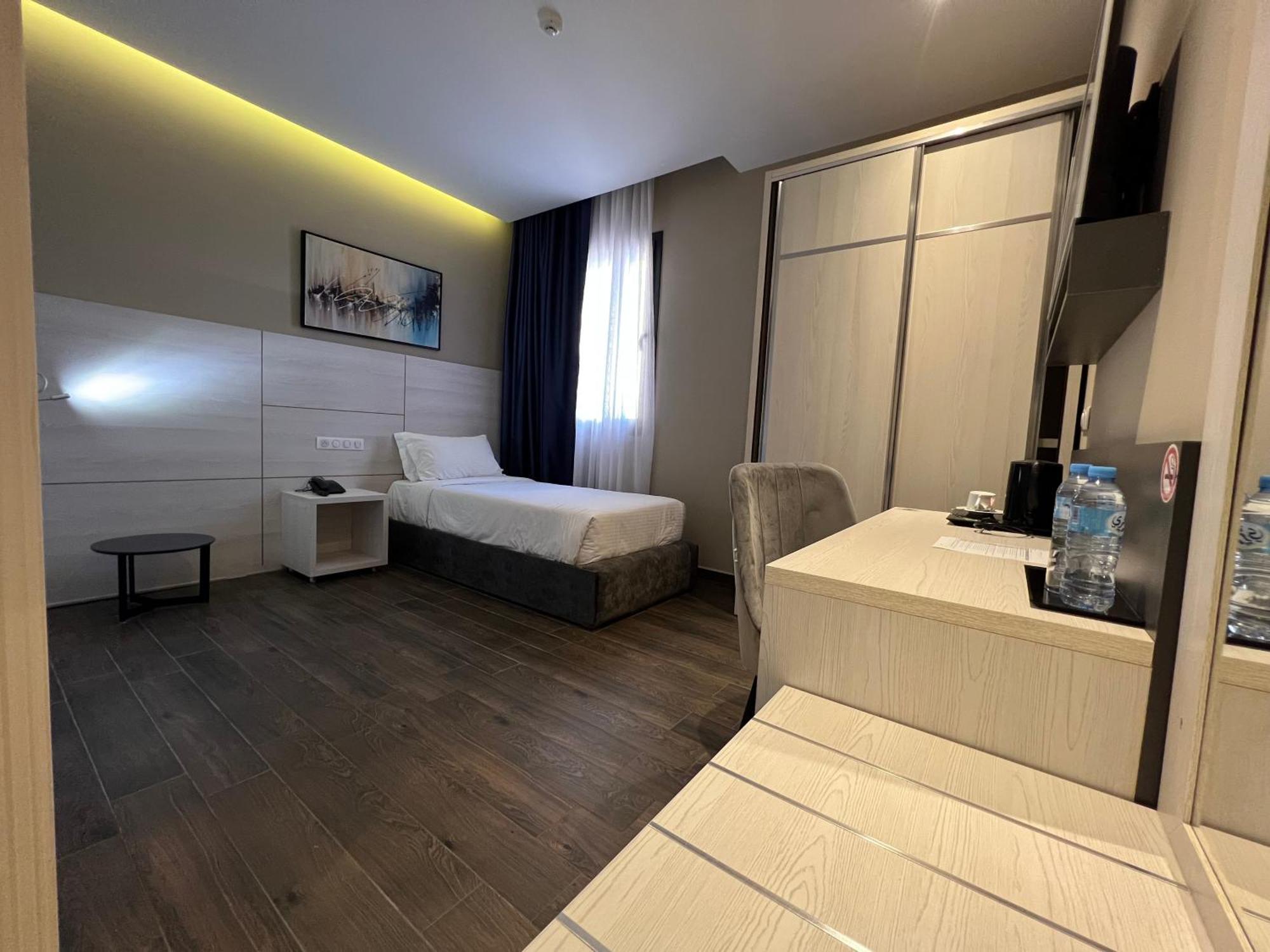 Hotel Ben Aouda & Spa Tipaza Екстер'єр фото
