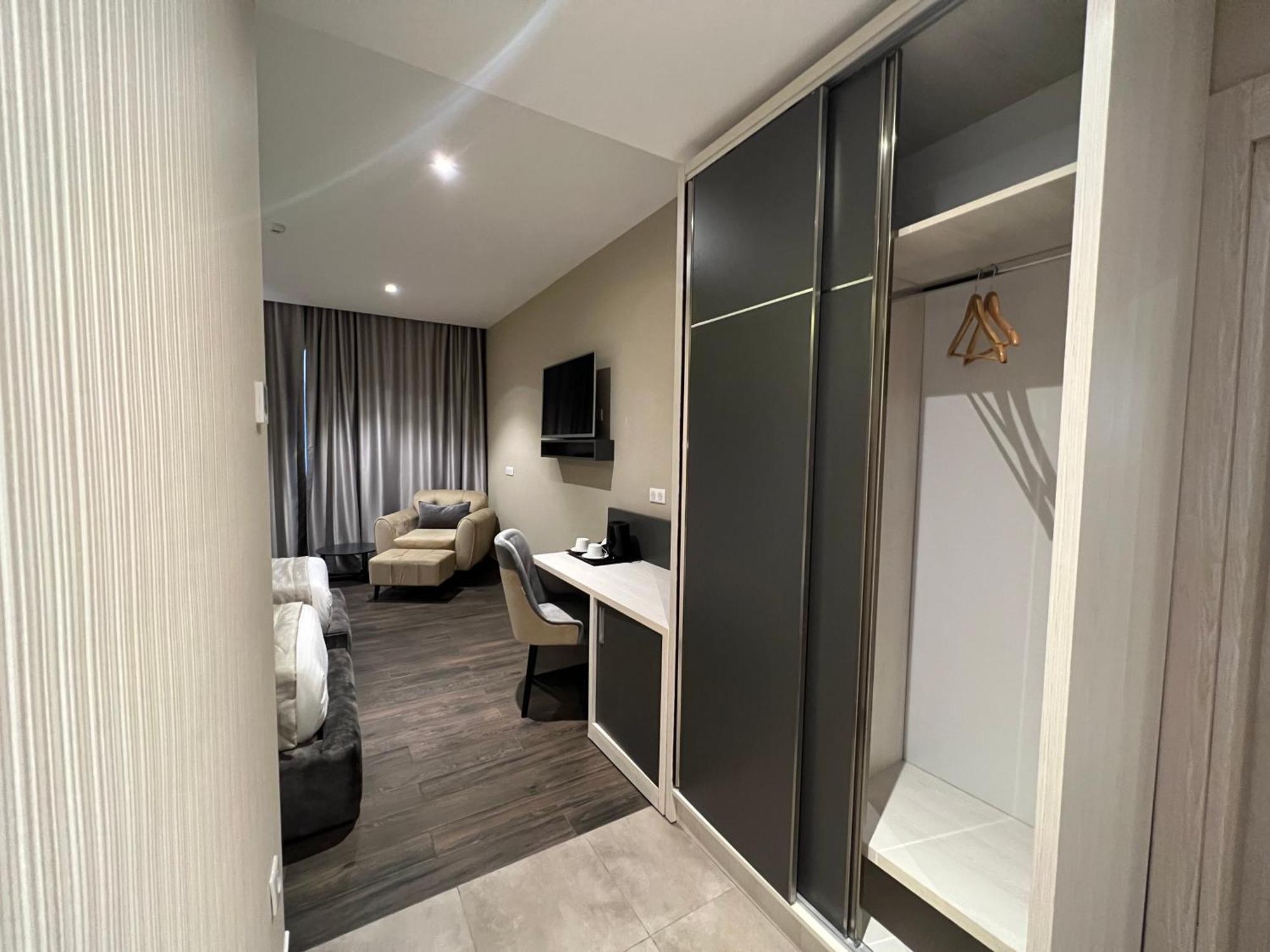 Hotel Ben Aouda & Spa Tipaza Екстер'єр фото