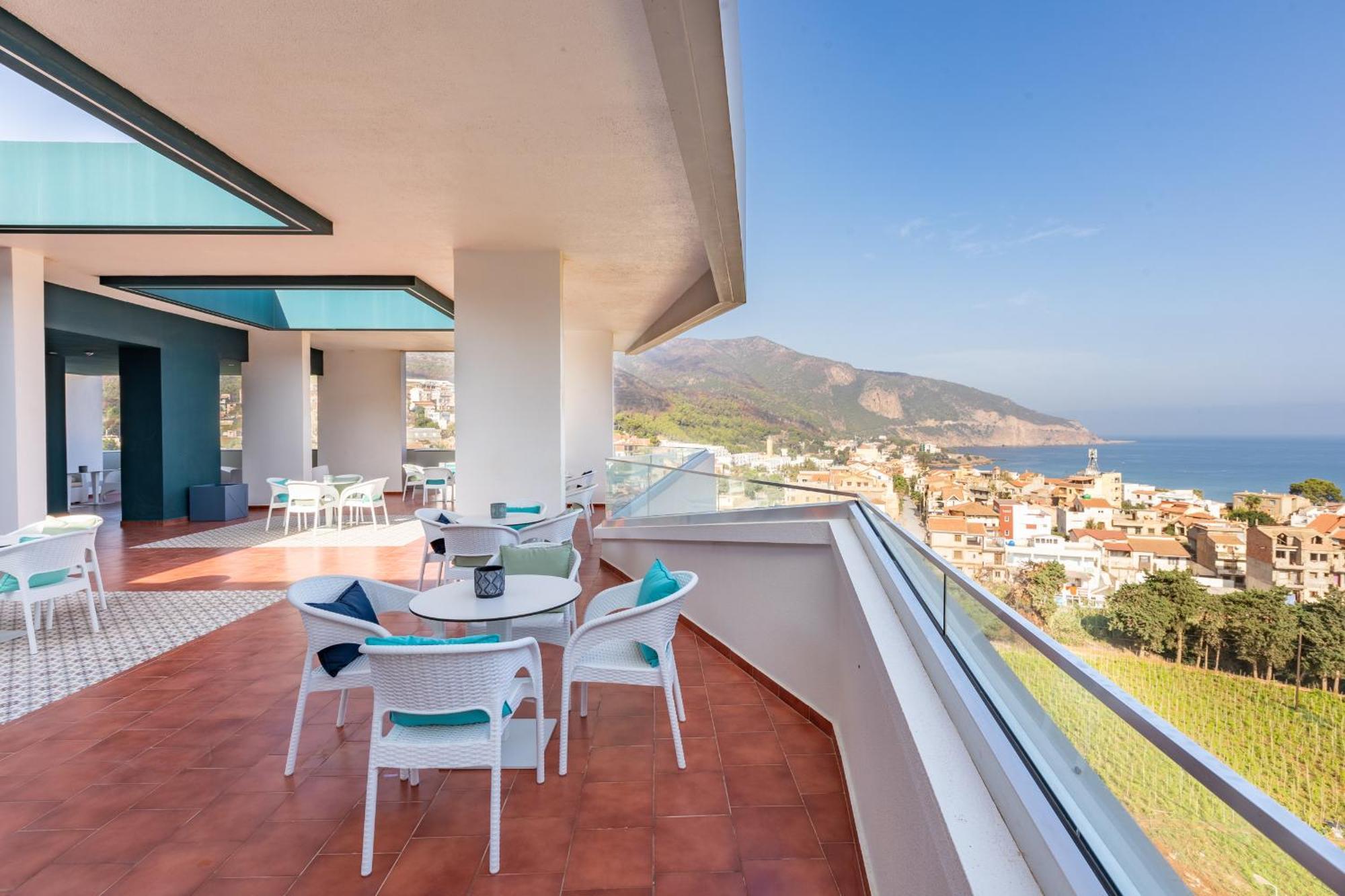 Hotel Ben Aouda & Spa Tipaza Екстер'єр фото
