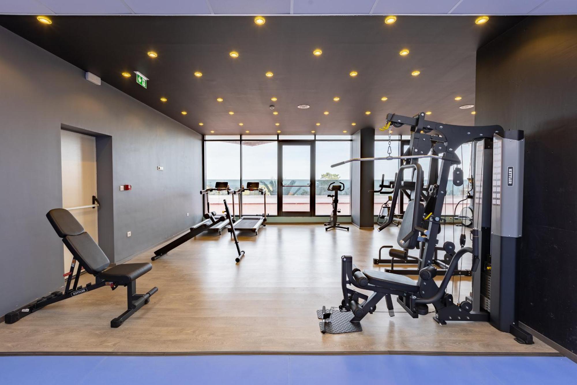 Hotel Ben Aouda & Spa Tipaza Екстер'єр фото